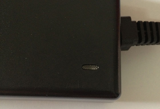 Notizbuch-Tischplattenstromadapter 90VAC - 264VAC, über Strom, Kurzschlusssicherung