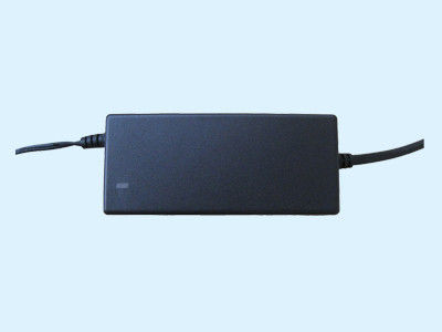 GPS-Navigator-Tischplattenstromadapter 9V 5A, Kräuselung und Geräusche < 100mVp-p