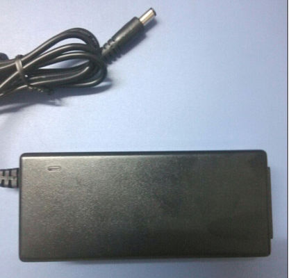 14V4.6A Tischplatteninput-Verbindungsstück des Stromadapter-IEC320/C14 für Audiosystem