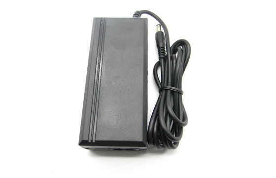 12V 2A Wechselstrom zu DC-Stromadapter über gegenwärtigem/konstantem Strom 5.5x2.1mm