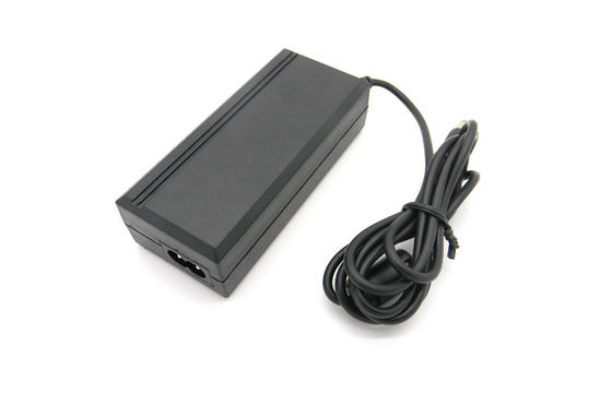12V 2A Wechselstrom zu DC-Stromadapter über gegenwärtigem/konstantem Strom 5.5x2.1mm