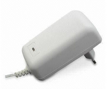 Weißes externes DC-Schaltnetzteil 12v, hohe Leistungsfähigkeit Wechselstrom-20W