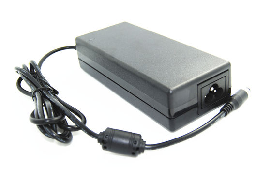 Iec-/EN60950 Lenovo Wechselstrom-Laptop-Stromadapter, 3 Ertrag Stift-90W 15V DCs 6A