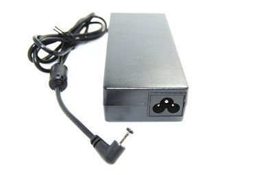 Laptop-Stromadapter Wechselstrom-C6