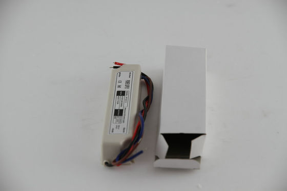 Hoher konstanter Fahrer der Helligkeits-12V 20W der Spannungs-LED wasserdicht mit Universal-Wechselstrom